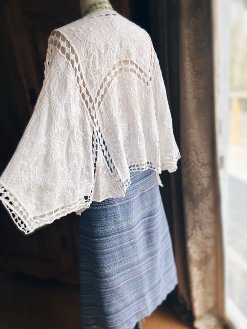 Pre-loved Vintage Bay Laurel Turkish Peshtemal Towel / Wrap